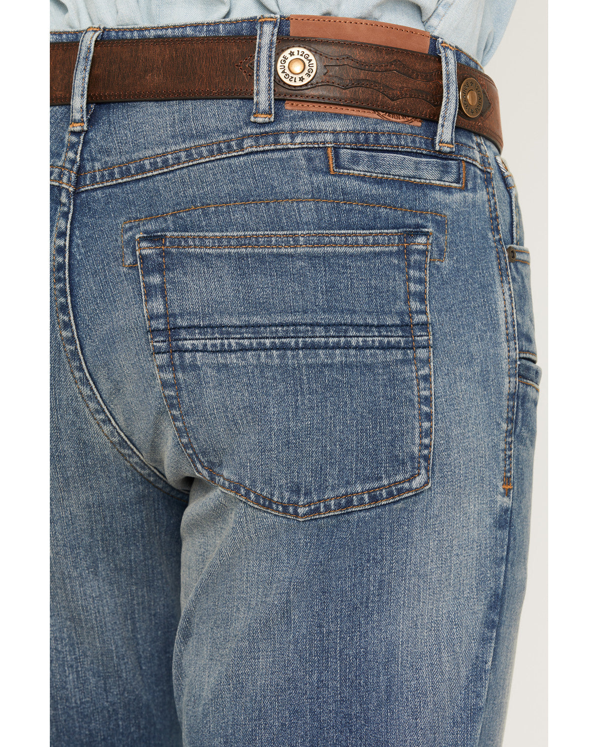 Men's Outrigger Wash Yukon Relaxed Straight Concealed Carry Medium Wash